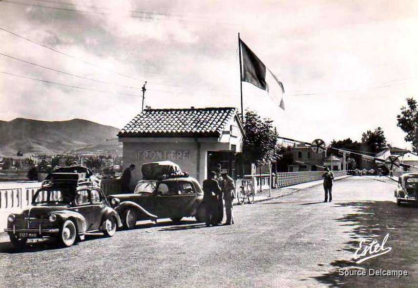 64 Hendaye Bureau des Douanes I.jpg